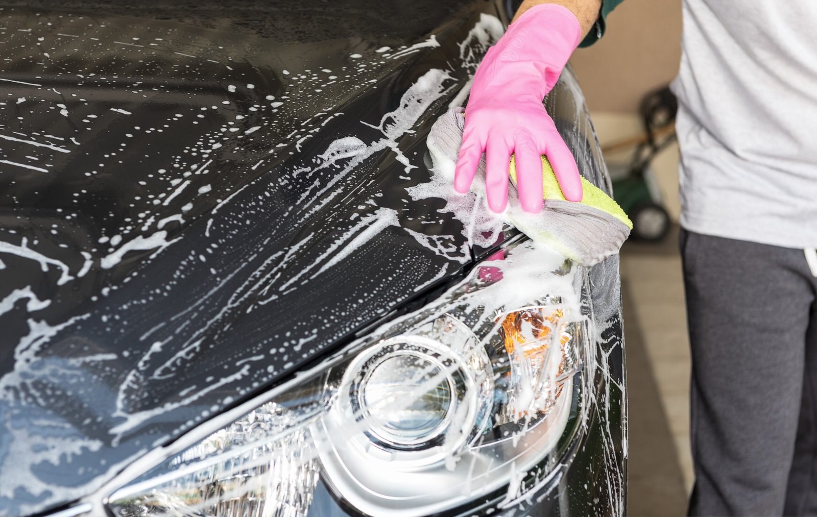 sasint-wash-a-car-1822415